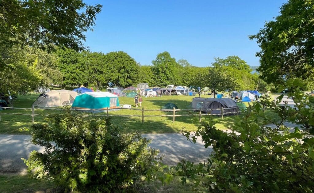 Spacious tent pitches at Bewl Water campsite in Kent surrounded by nature and woodland trails